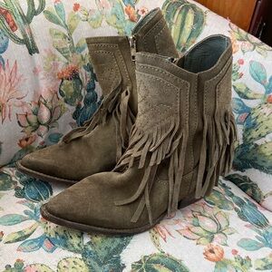 Free People Olive Fringed Ankle Boots 7.5 GUC